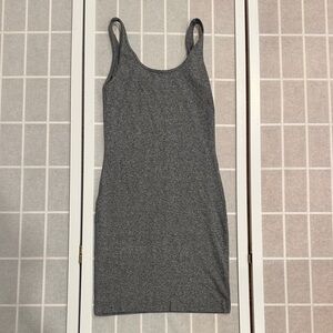 H&M Gray Textured Sleeveless Top